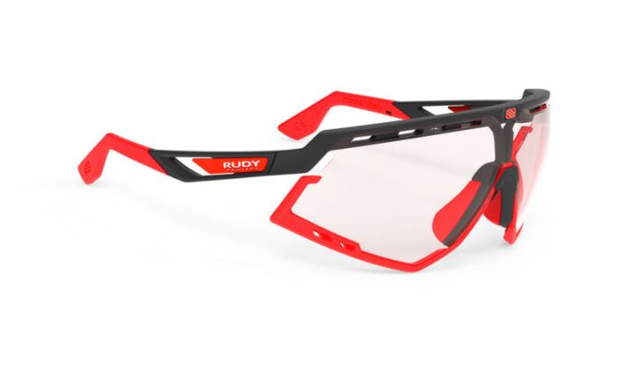 RUDY PROJECT DEFENDER BLACK-RED BUMPERS/IMPACTX2 PHOTOCHROMIC RED szem�veg